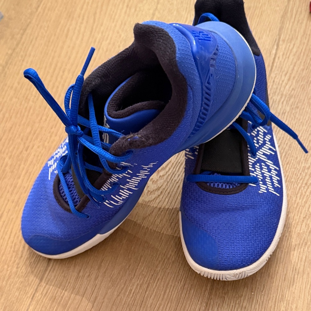 Nike Kyrie FlyTrap 2 Duke Blue Athletic Shoes